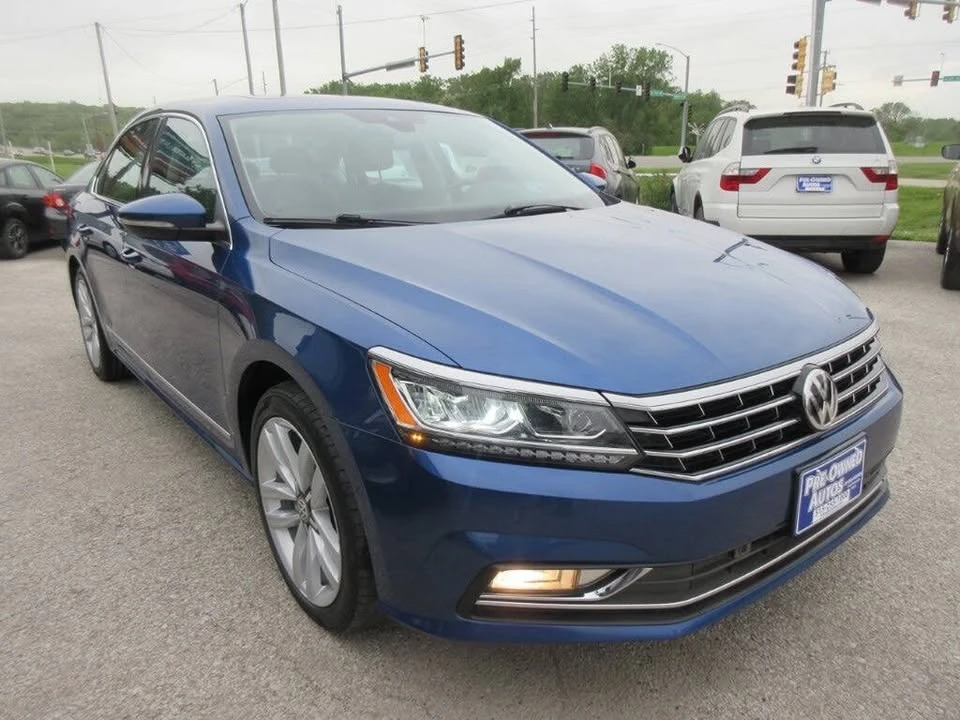 2017 Volkswagen Passat - Image 3 of 19