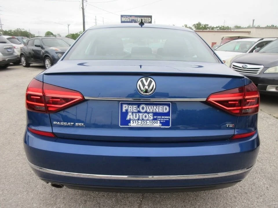 2017 Volkswagen Passat - Image 5 of 19