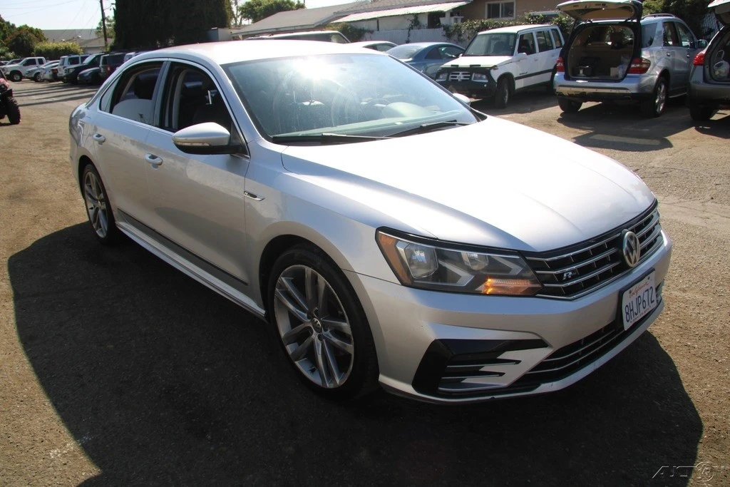 2017 Volkswagen Passat - Image 10 of 21