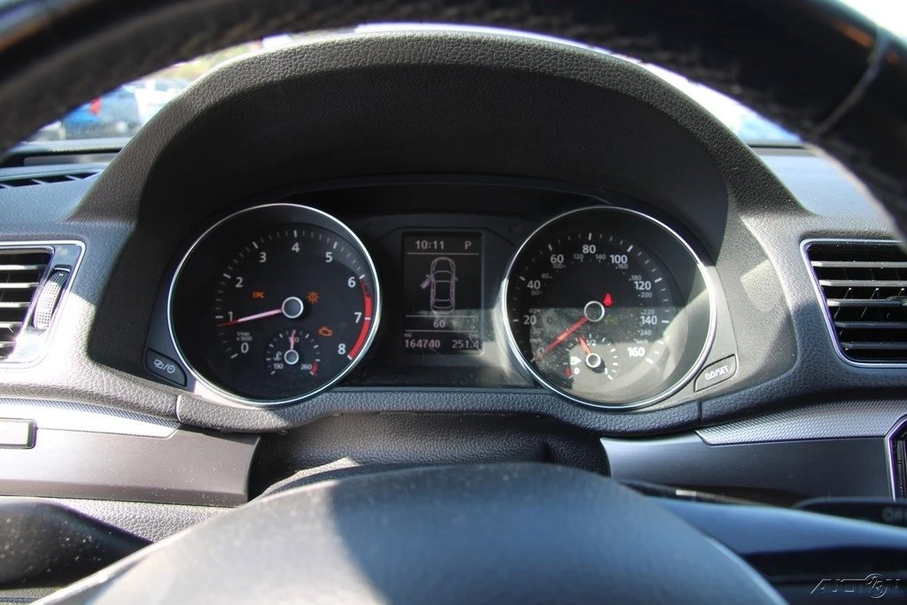 2017 Volkswagen Passat - Image 16 of 21