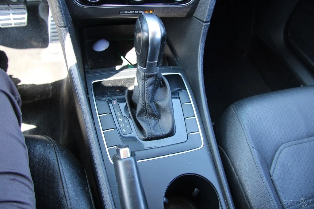 2017 Volkswagen Passat - Image 19 of 21