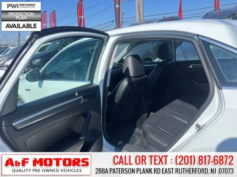 2017 Volkswagen Passat - Image 11 of 12