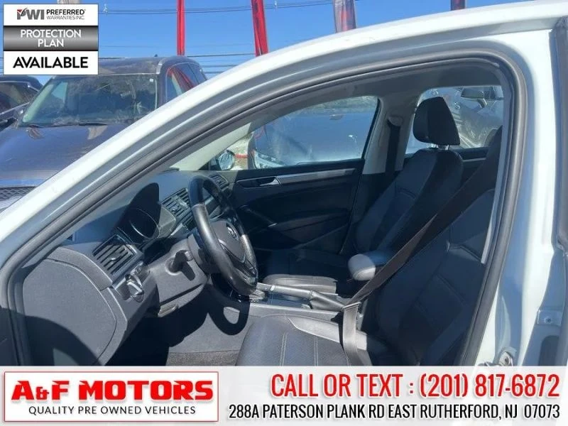 2017 Volkswagen Passat - Image 10 of 12