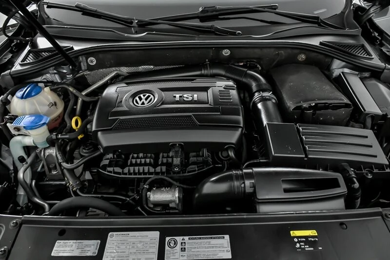 2017 Volkswagen Passat - Image 14 of 21