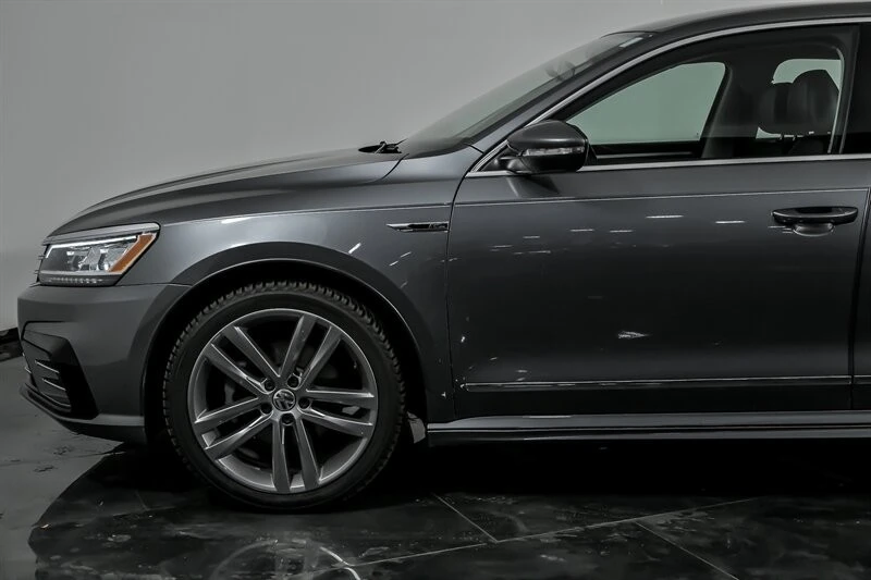 2017 Volkswagen Passat - Image 6 of 21