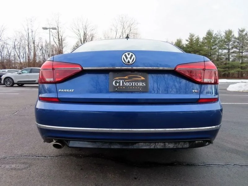 2017 Volkswagen Passat - Image 9 of 12
