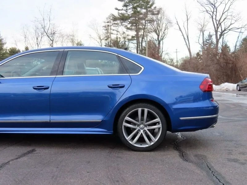 2017 Volkswagen Passat - Image 7 of 12