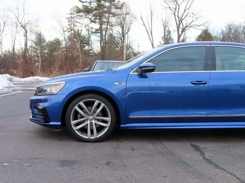 2017 Volkswagen Passat - Image 6 of 12