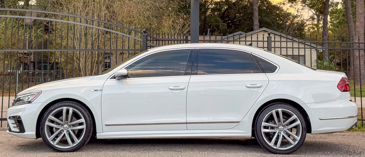 2017 Volkswagen Passat - Image 3 of 12