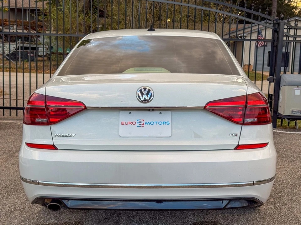 2017 Volkswagen Passat - Image 8 of 12