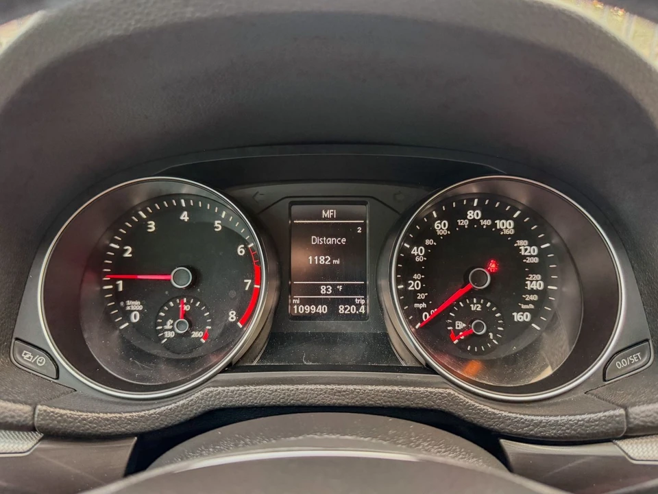 2017 Volkswagen Passat - Image 9 of 12
