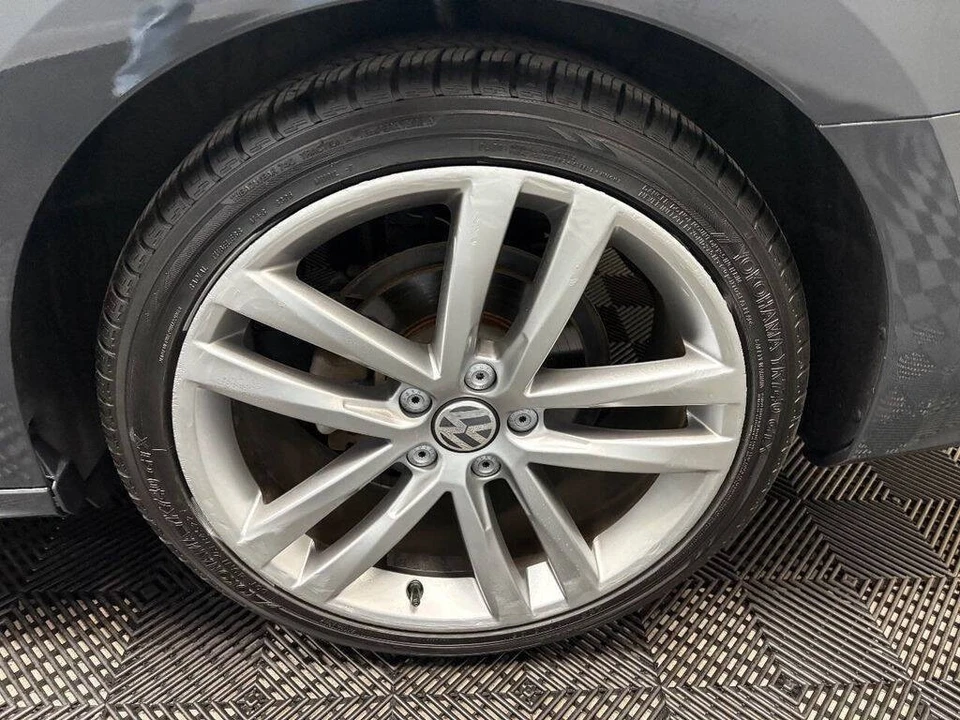 2017 Volkswagen Passat - Image 15 of 21