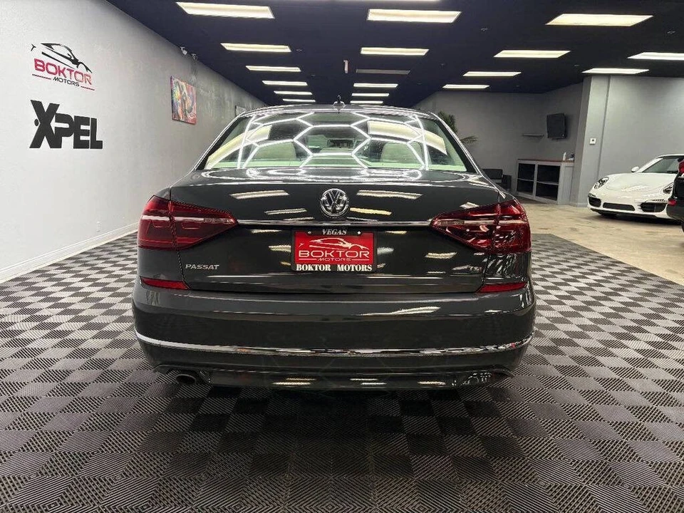 2017 Volkswagen Passat - Image 12 of 21
