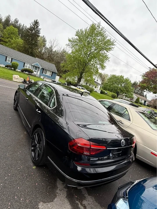 2017 Volkswagen Passat - Image 3 of 5