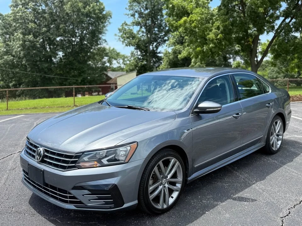 2017 Volkswagen Passat - Image 2 of 15