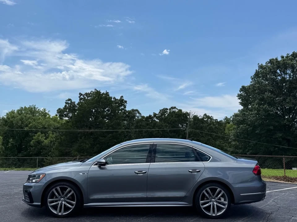 2017 Volkswagen Passat - Image 9 of 15