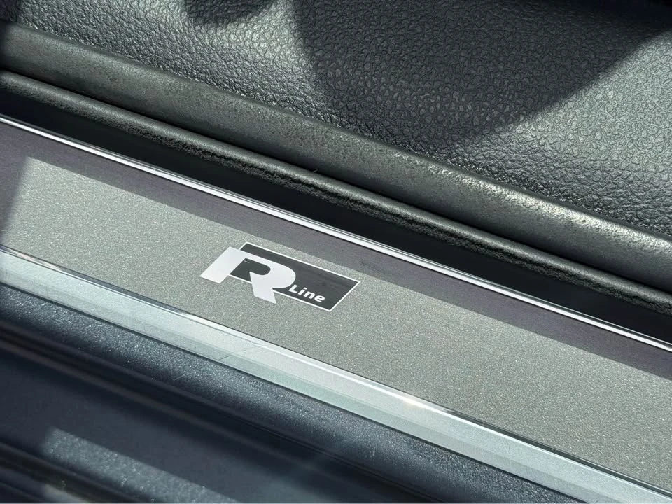 2017 Volkswagen Passat - Image 12 of 15