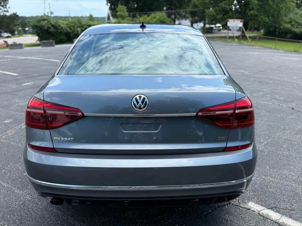 2017 Volkswagen Passat - Image 7 of 15