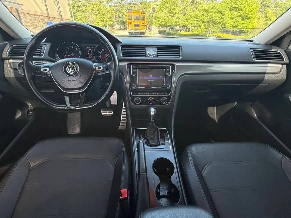 2017 Volkswagen Passat - Image 7 of 20