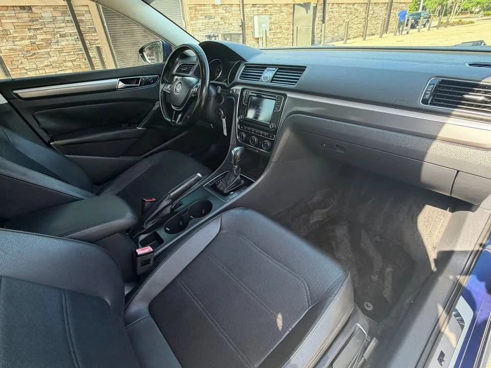 2017 Volkswagen Passat - Image 8 of 20