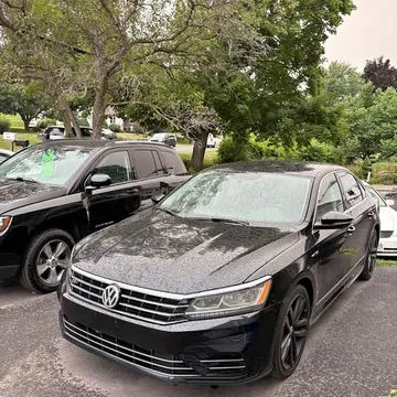 2017 Volkswagen Passat 1.8T R-Line Sedan