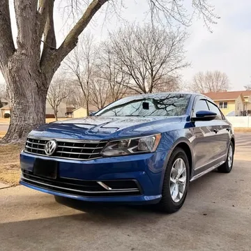 2017 Volkswagen Passat 1.8T S Sedan 4D