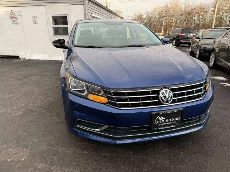 2017 Volkswagen Passat - Image 4 of 12