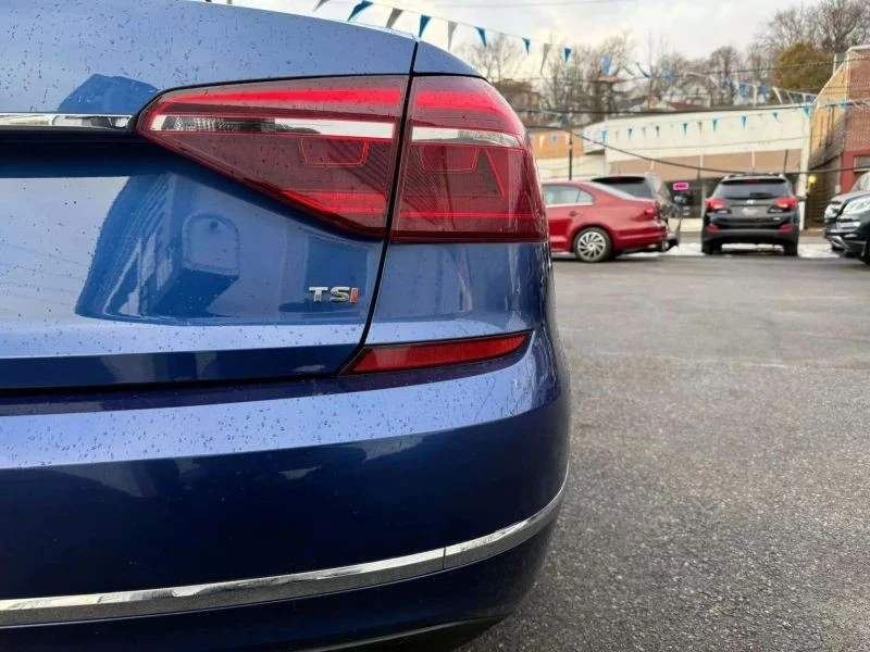 2017 Volkswagen Passat - Image 12 of 12