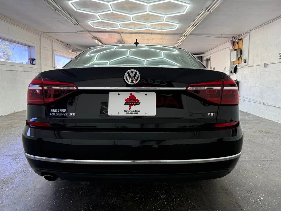 2017 Volkswagen Passat - Image 7 of 19