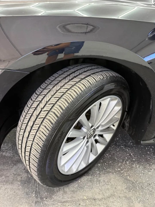 2017 Volkswagen Passat - Image 9 of 19
