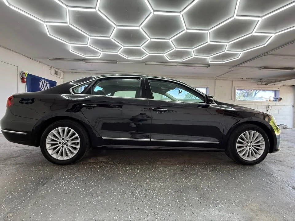 2017 Volkswagen Passat - Image 4 of 19