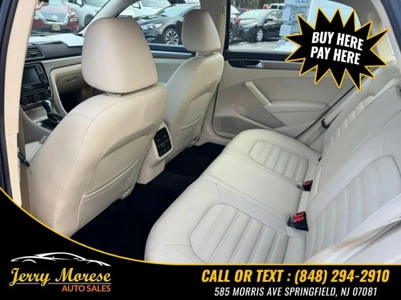 2017 Volkswagen Passat - Image 12 of 12