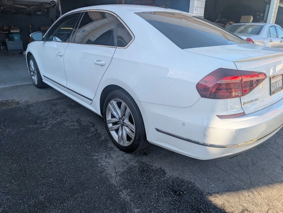 2017 Volkswagen Passat - Image 4 of 15