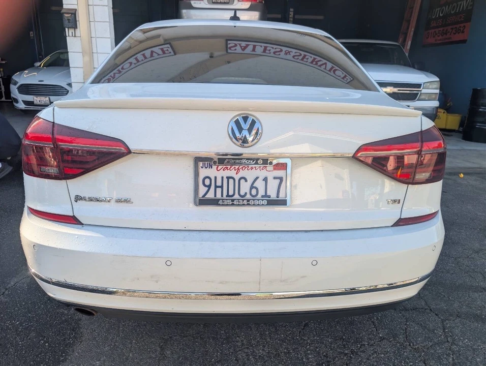 2017 Volkswagen Passat - Image 5 of 15