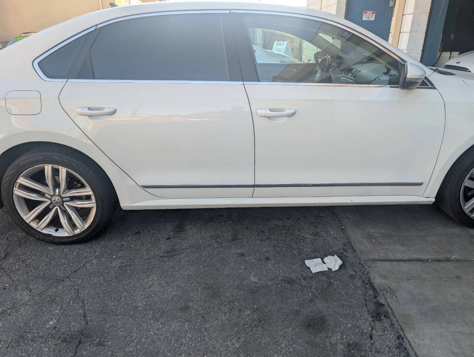 2017 Volkswagen Passat - Image 7 of 15