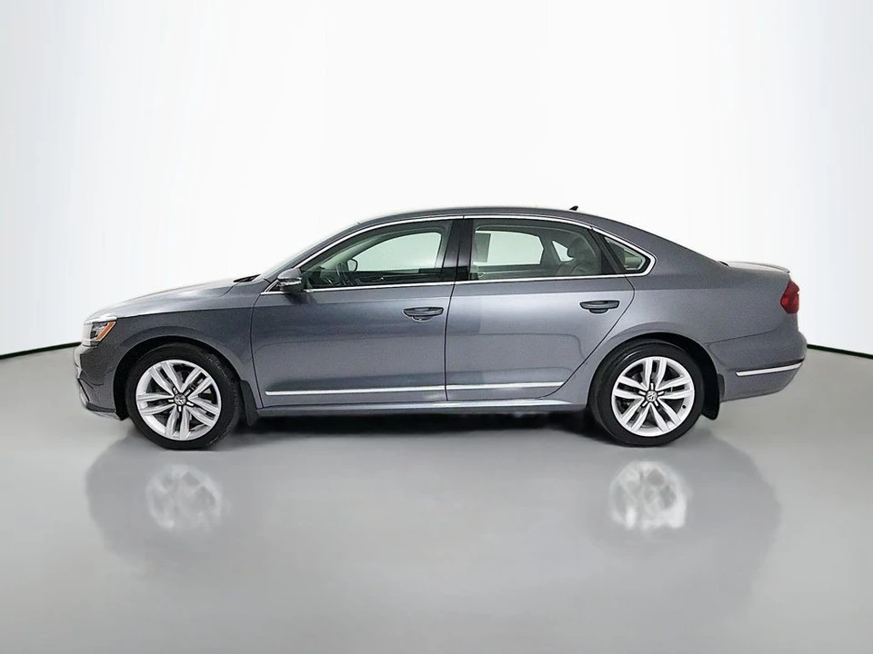 2017 Volkswagen Passat - Image 4 of 12