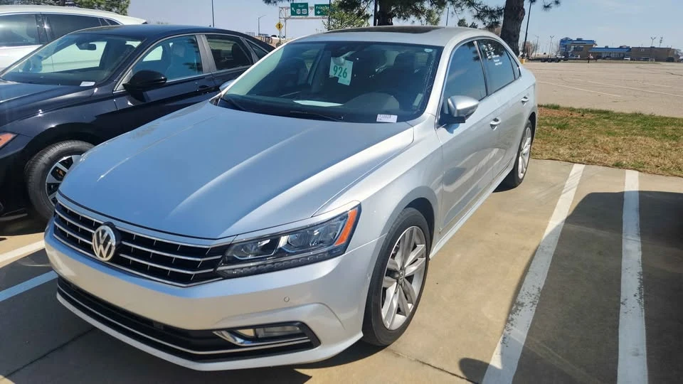 2017 Volkswagen Passat - Image 3 of 11