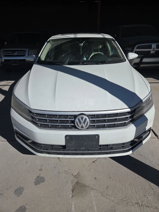 2017 Volkswagen Passat - Image 2 of 9