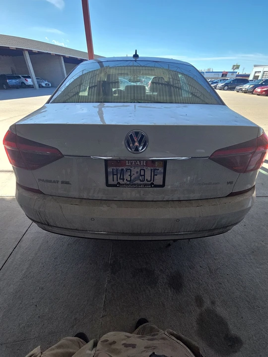 2017 Volkswagen Passat - Image 4 of 9