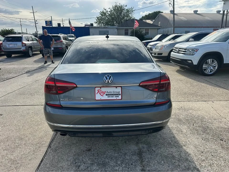 2017 Volkswagen Passat - Image 3 of 7