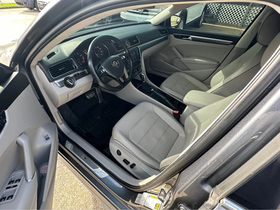 2017 Volkswagen Passat - Image 5 of 7