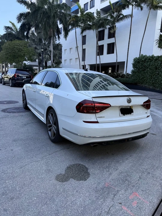 2017 Volkswagen Passat - Image 6 of 16