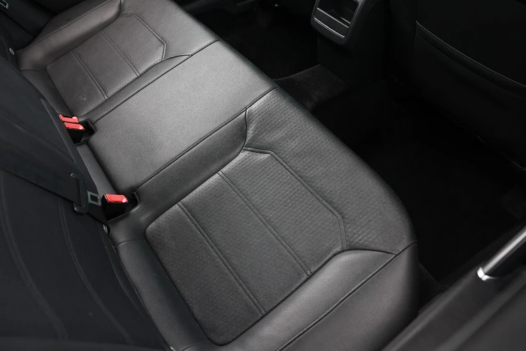 2017 Volkswagen Passat - Image 12 of 12