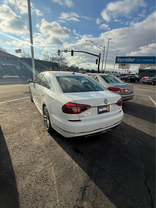 2017 Volkswagen Passat - Image 6 of 9