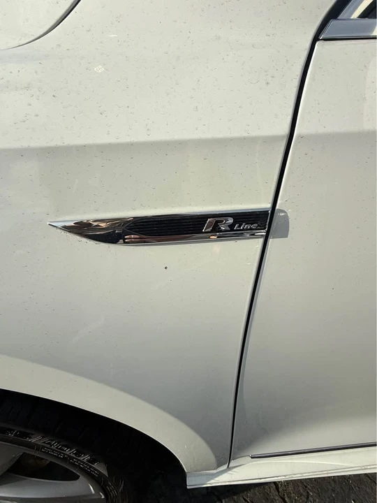 2017 Volkswagen Passat - Image 8 of 9