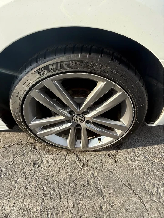 2017 Volkswagen Passat - Image 9 of 9