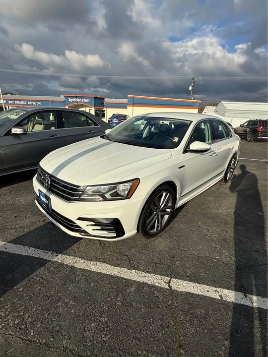 2017 Volkswagen Passat - Image 4 of 9