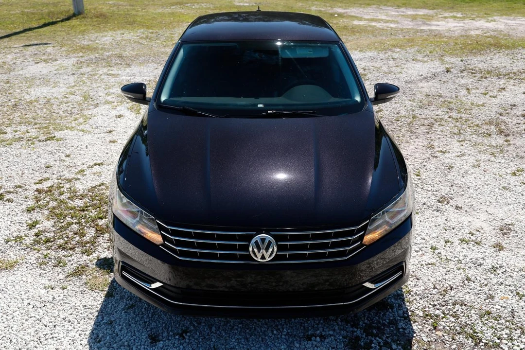 2017 Volkswagen Passat - Image 17 of 21