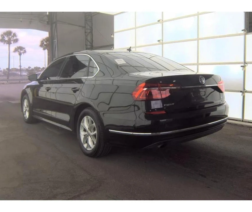 2017 Volkswagen Passat - Image 7 of 12