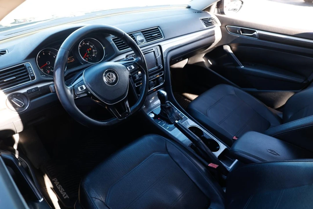 2017 Volkswagen Passat - Image 4 of 21